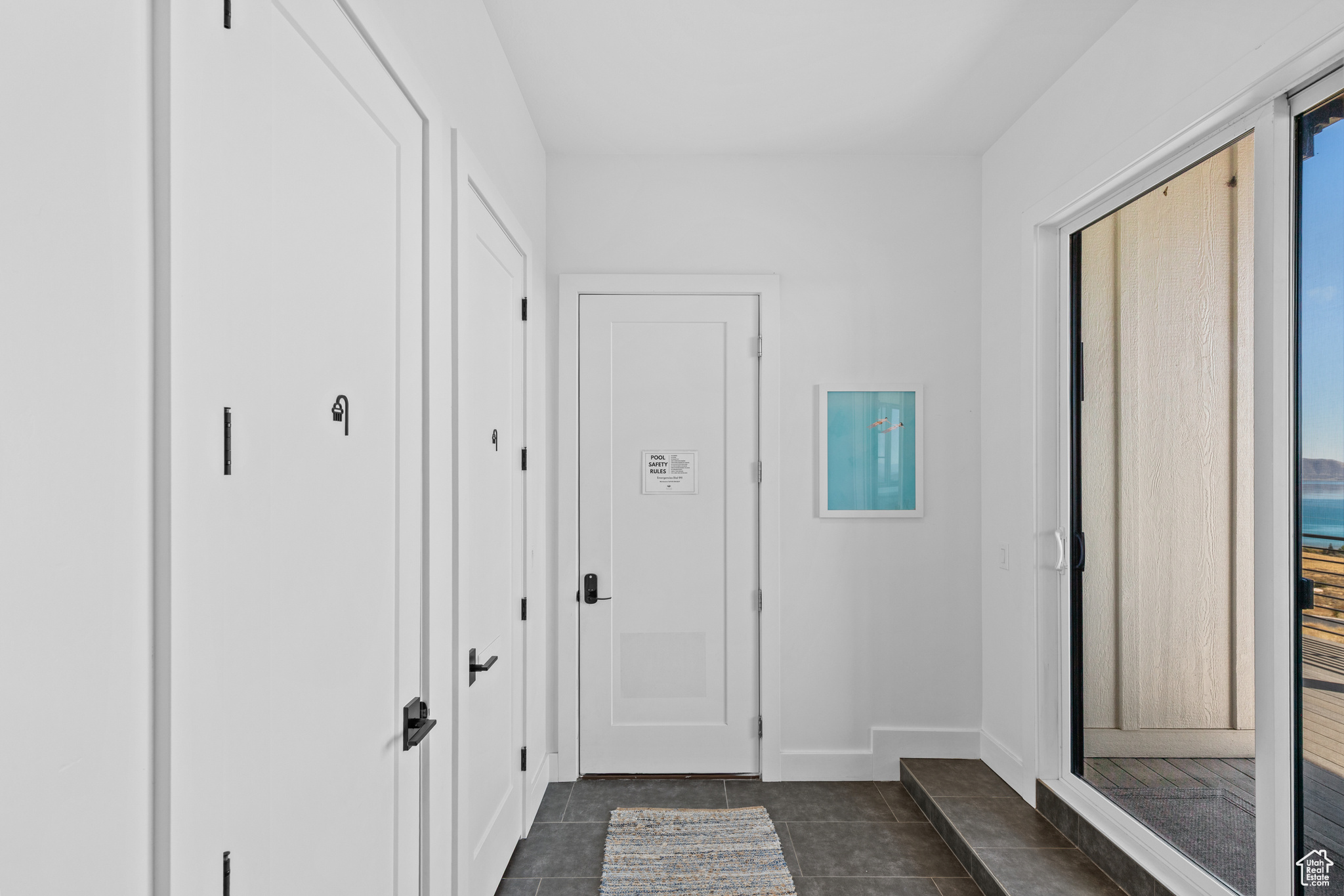 CABIN HOLLOW SUB LOT 3 - Residential