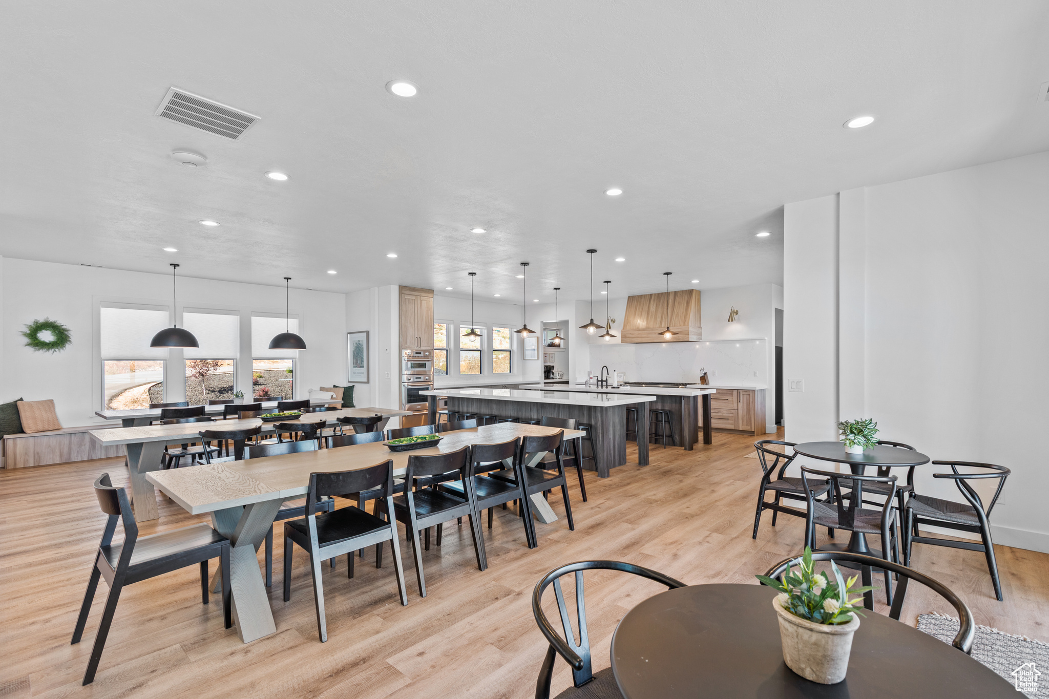 CABIN HOLLOW SUB LOT 3 - Residential