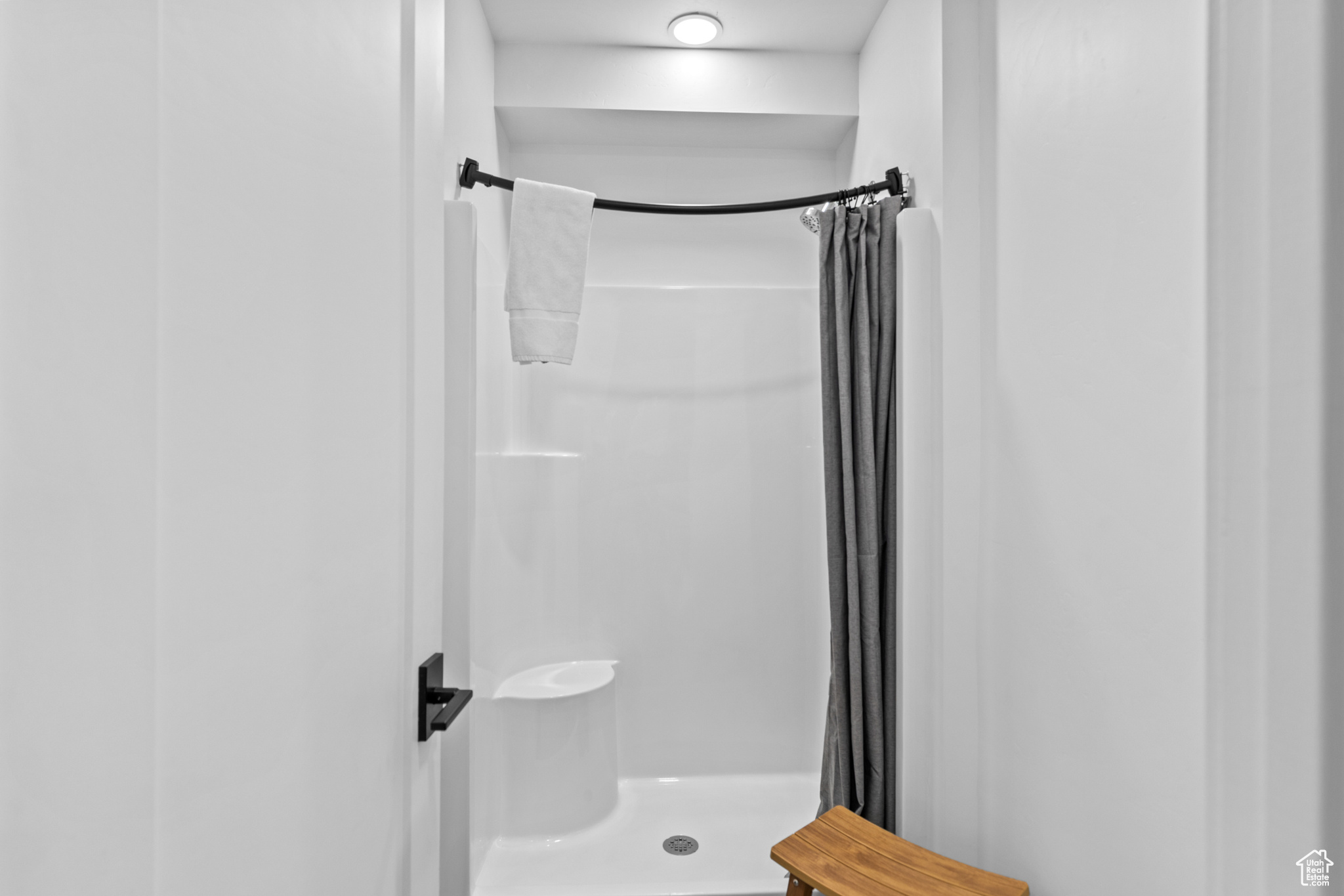 CABIN HOLLOW SUB LOT 3 - Residential