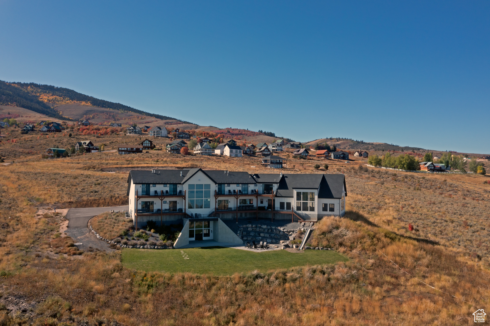 CABIN HOLLOW SUB LOT 3 - Residential