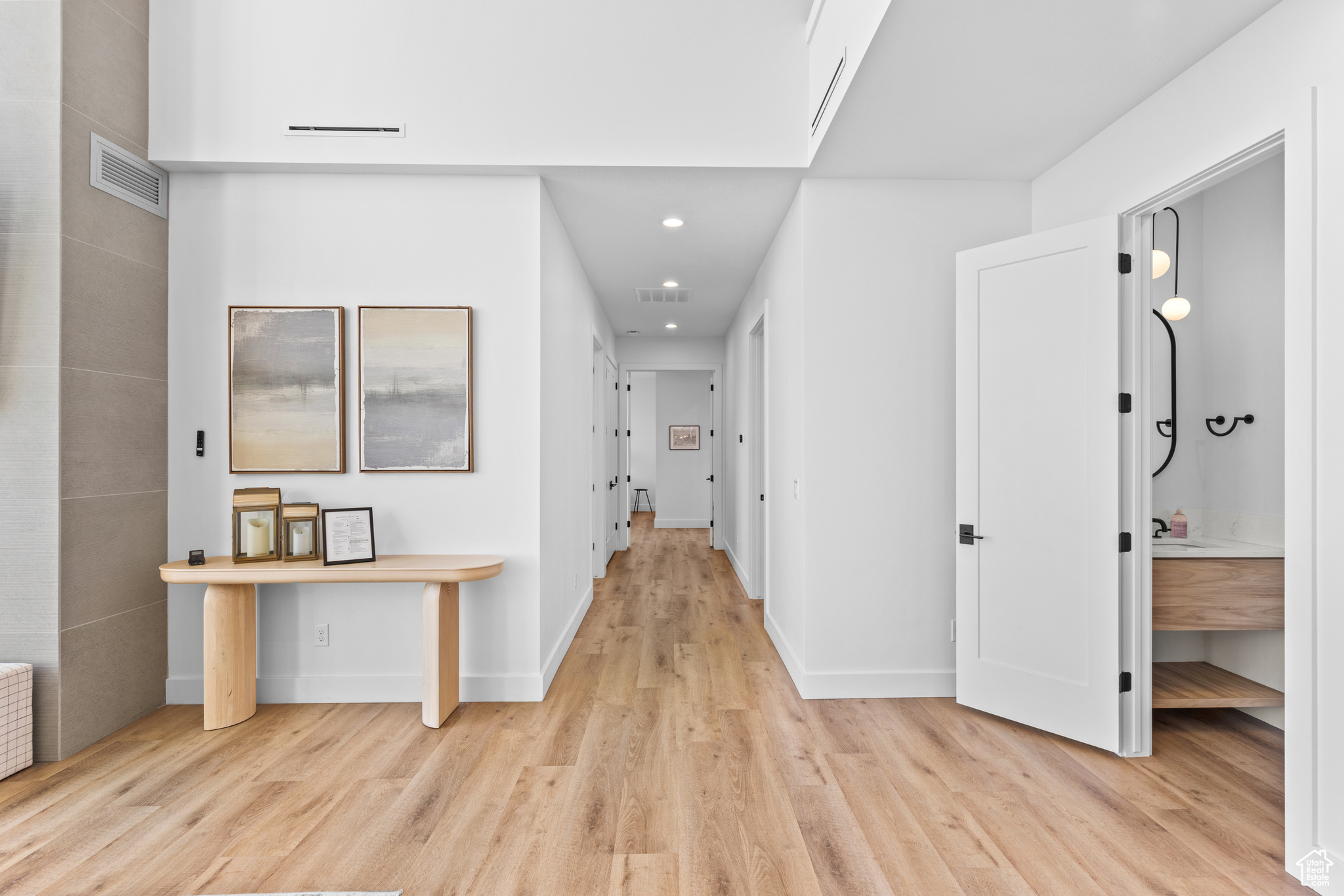 CABIN HOLLOW SUB LOT 3 - Residential