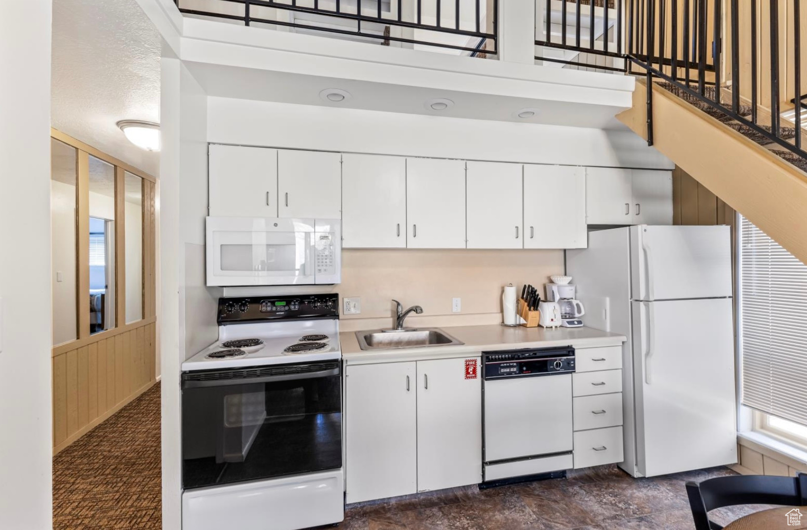 2176 S Bear Blvd #404, Garden City, Utah image 7