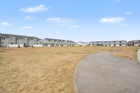 Tiny photo for 1057 E DORY BOAT RD, Saratoga Springs, UT 84045 (MLS # 2146966)