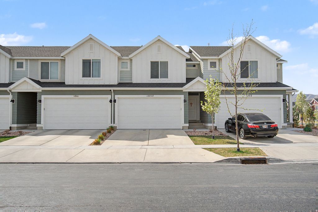 Photo of 1057 E DORY BOAT RD, Saratoga Springs, UT 84045 (MLS # 2146966)