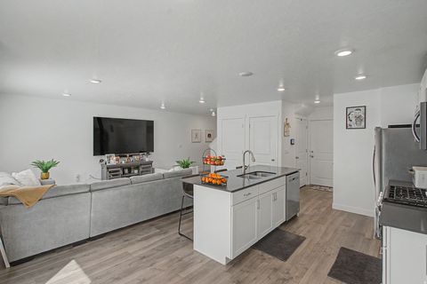 Tiny photo for 1057 E DORY BOAT RD, Saratoga Springs, UT 84045 (MLS # 2146966)