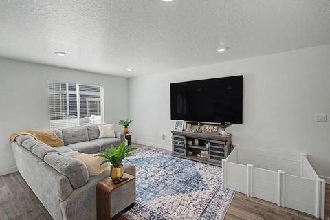 Tiny photo for 1057 E DORY BOAT RD, Saratoga Springs, UT 84045 (MLS # 2146966)