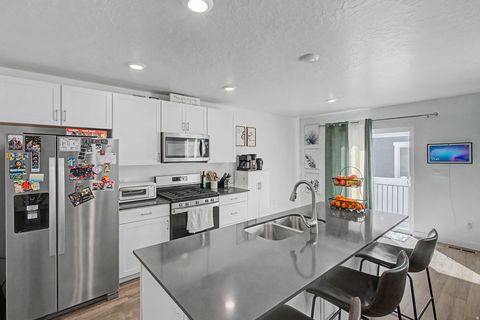 Tiny photo for 1057 E DORY BOAT RD, Saratoga Springs, UT 84045 (MLS # 2146966)