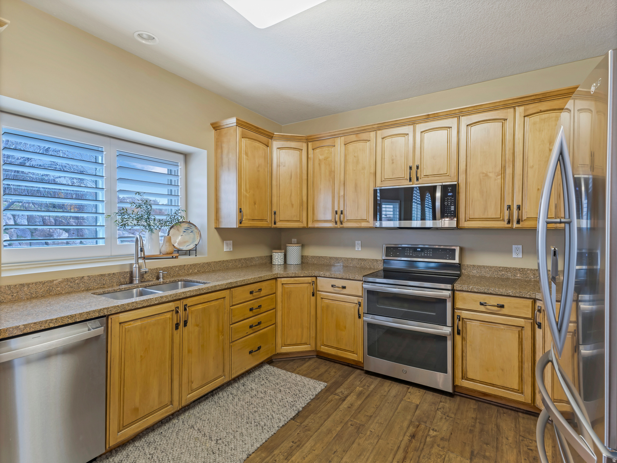 EAGLEWOOD NORTH - Residential