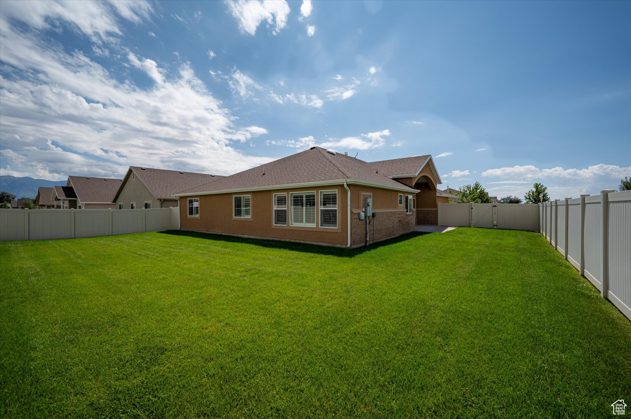 1806 W 2975, Syracuse, Utah image 30