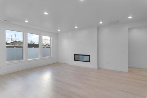 Tiny photo for 1506 SILVER CANOE LOOP, Logan, UT 84321 (MLS # 2121702)