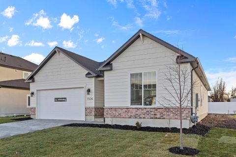 Tiny photo for 1506 SILVER CANOE LOOP, Logan, UT 84321 (MLS # 2121702)
