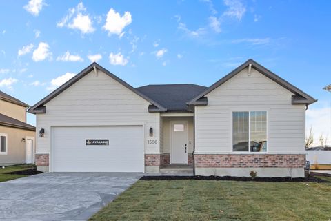 Tiny photo for 1506 SILVER CANOE LOOP, Logan, UT 84321 (MLS # 2121702)