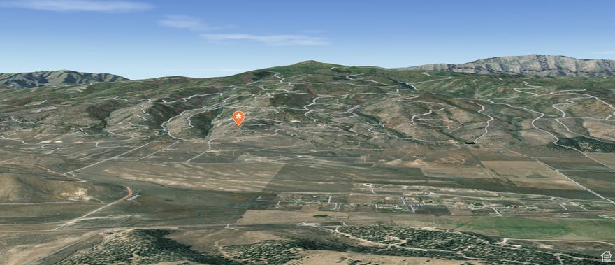 Build your dream home on this 1.01 acre Indian Ridge lot! Enjoy a stunning view as you breath the fresh mountain air! Ten minuets from the highway.