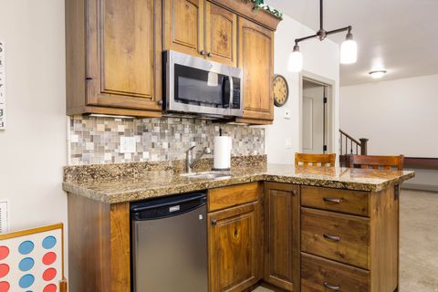 Tiny photo for 2005 W 450 CIR S, Saint George, UT 84770 (MLS # 2158667)