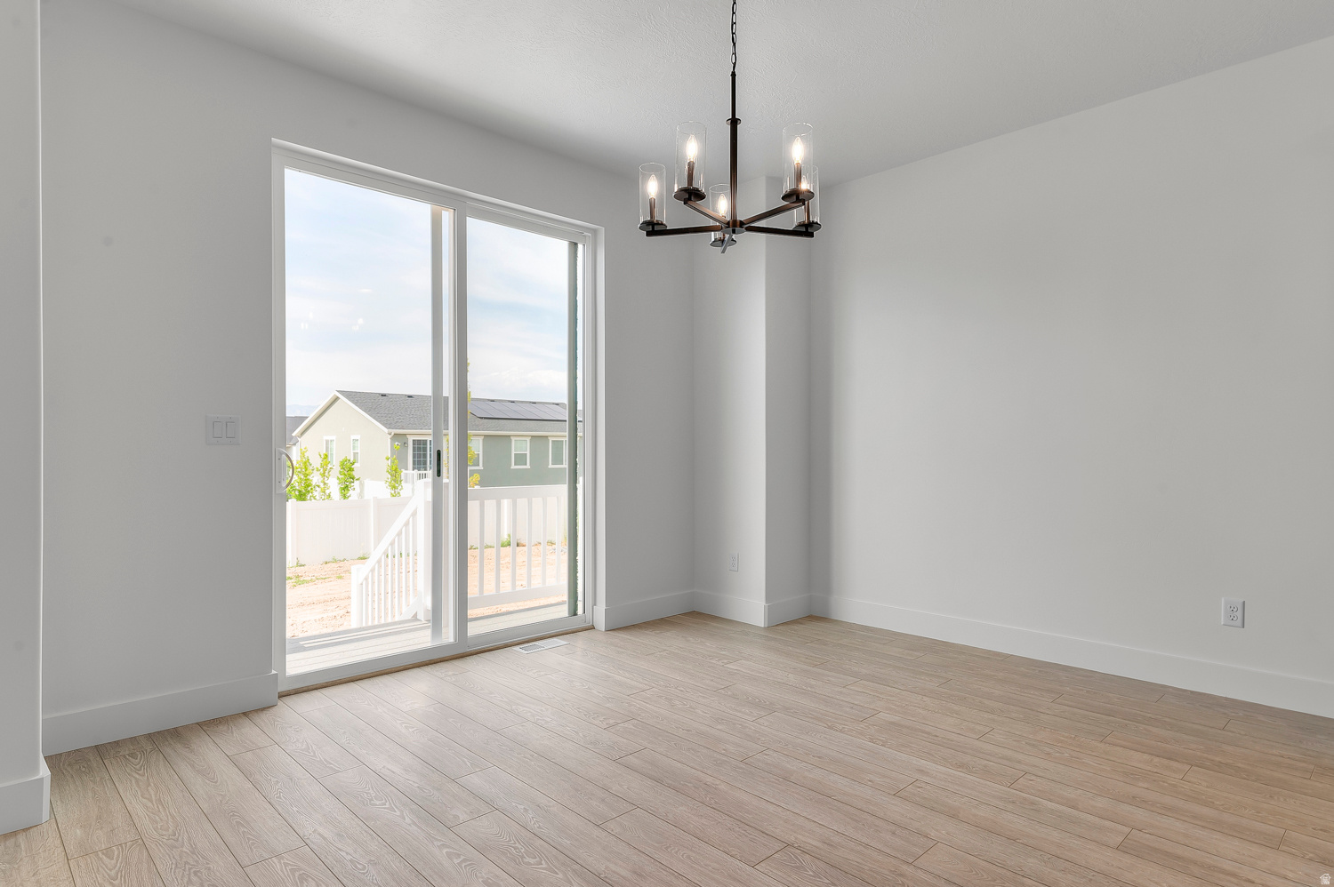 CRANEFIELD EST COLLECTION 1513 - Residential