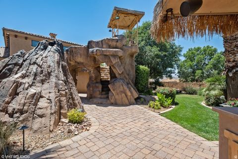 Tiny photo for 90 W TRIPLE CROWN LN, Washington, UT 84780 (MLS # 2127830)