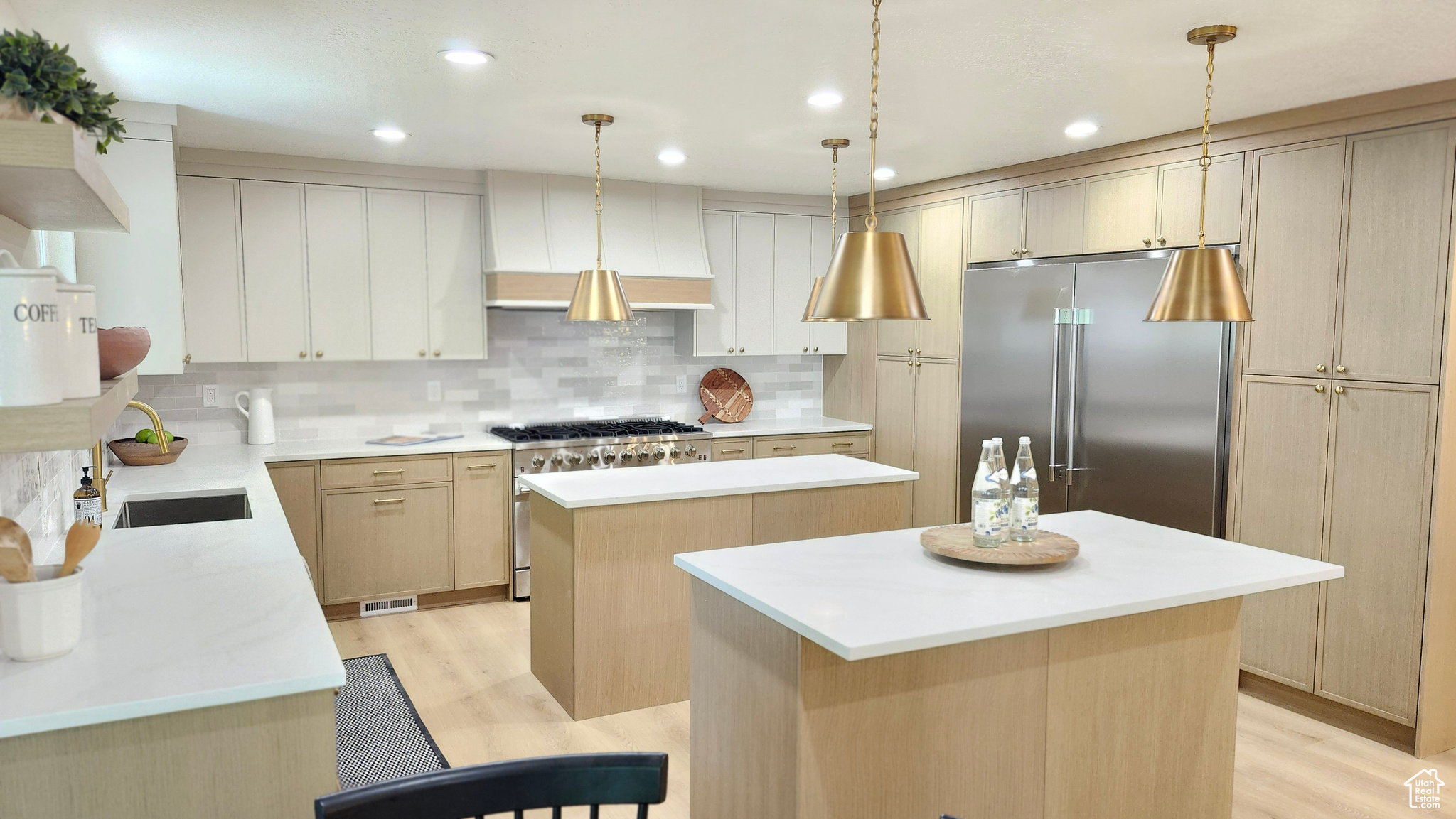 5757 S Surreyrun Rd, Murray, Utah image 3