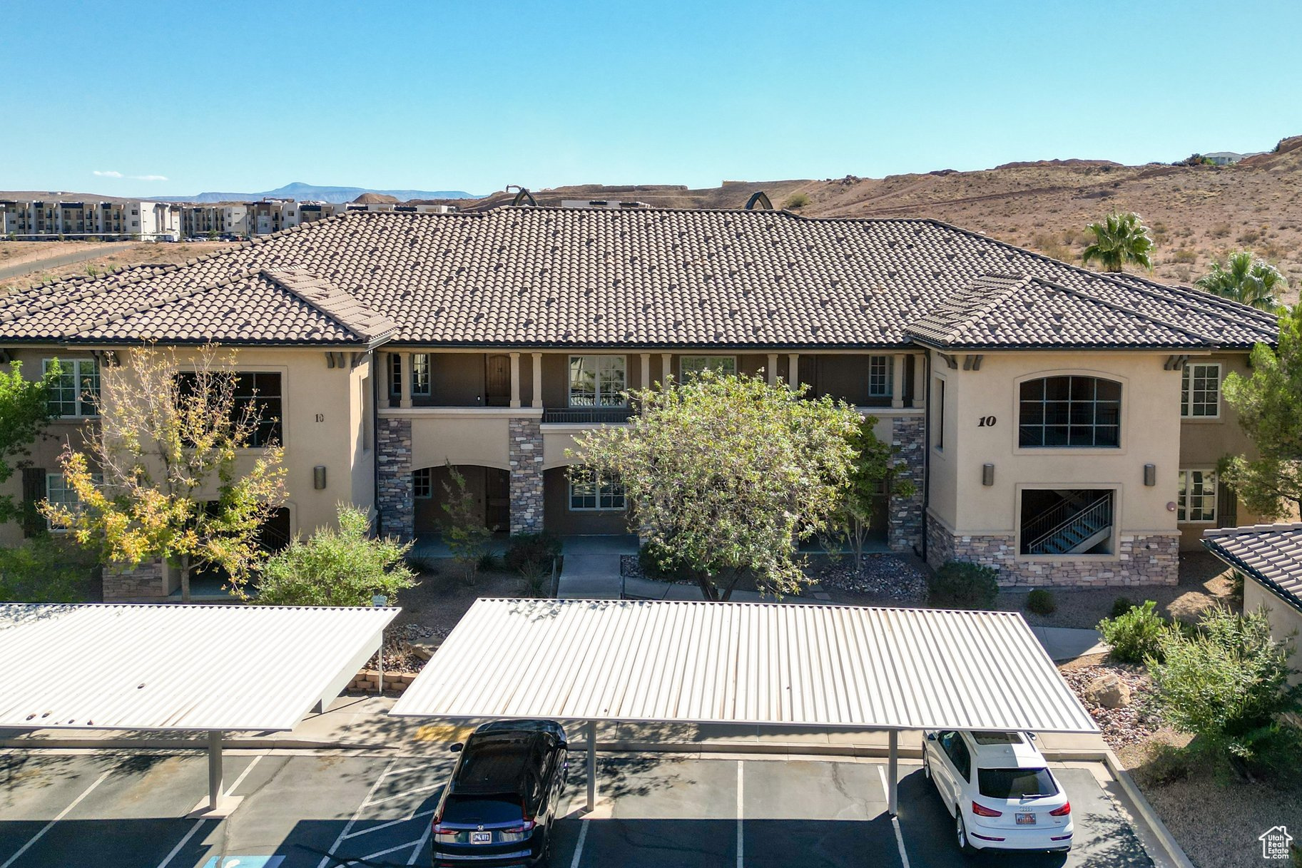 PELICAN HILLS CONDOMINIUMS - Residential