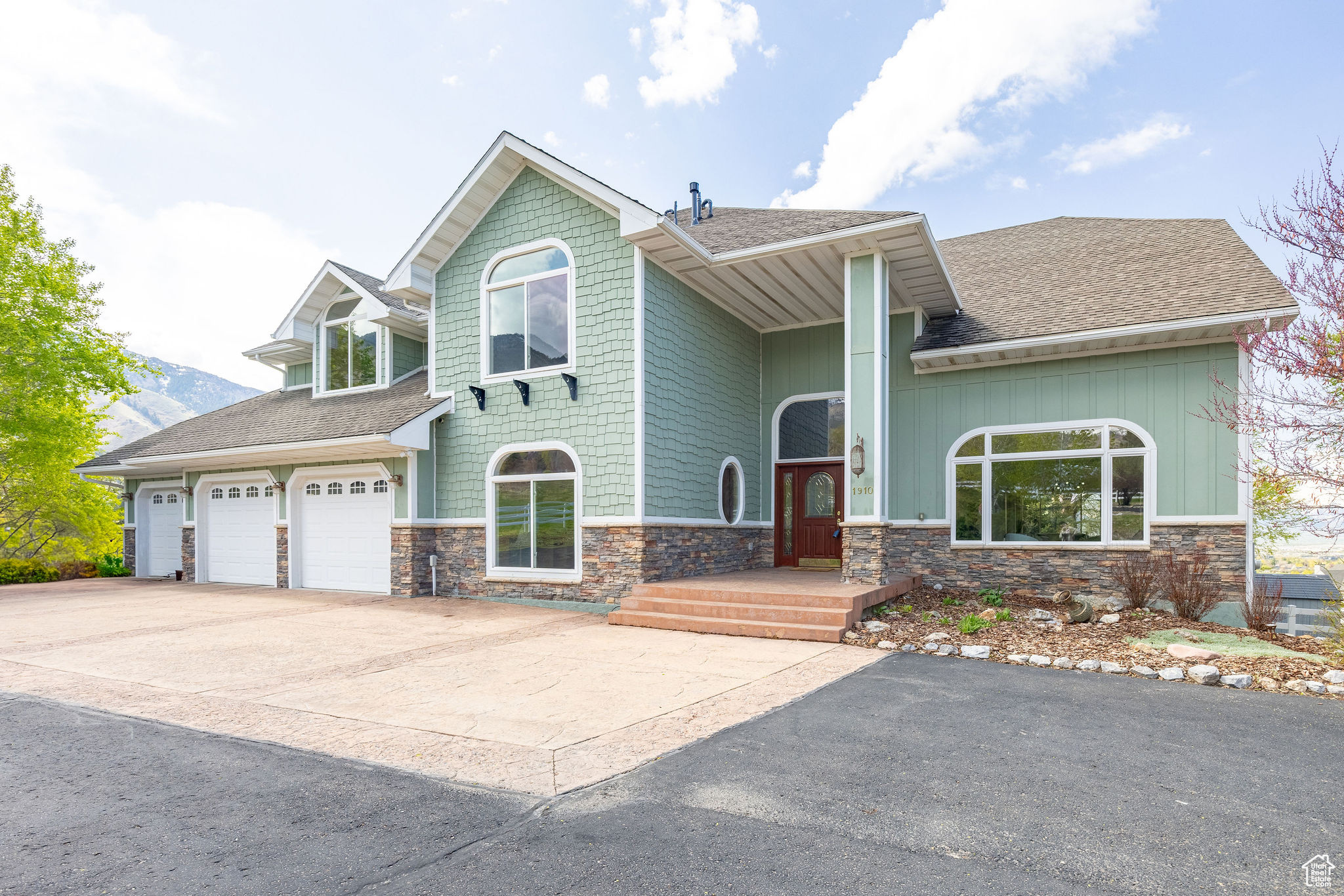 1910 E Canyon Ridge Drive Dr, North Logan, Utah image 3