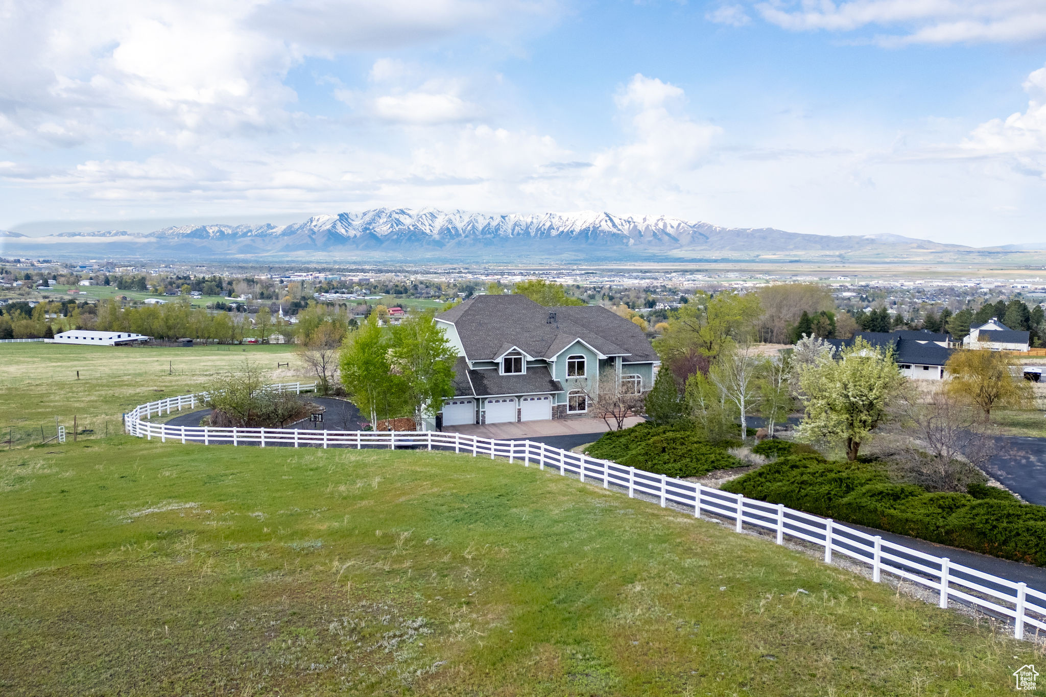 1910 E Canyon Ridge Drive Dr, North Logan, Utah image 2