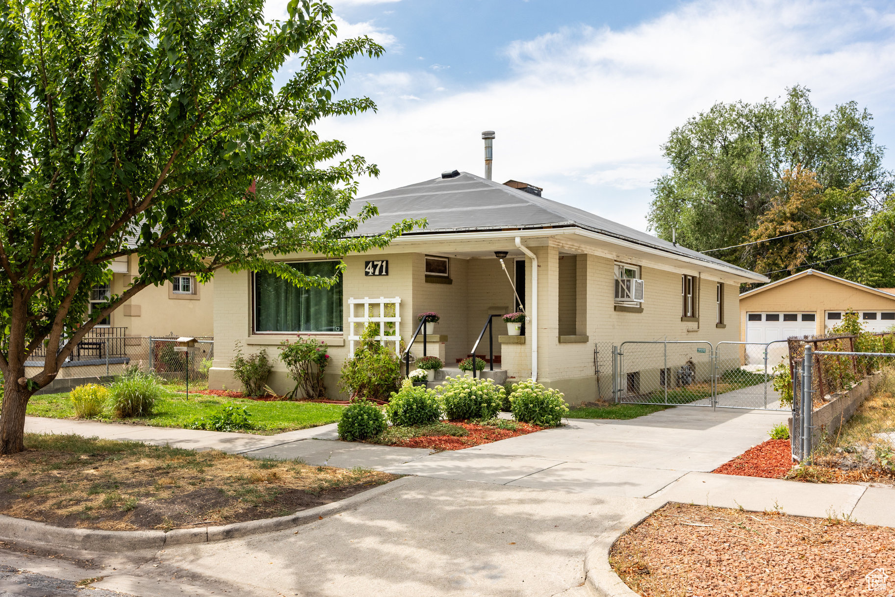 OAKWOOD - Residential