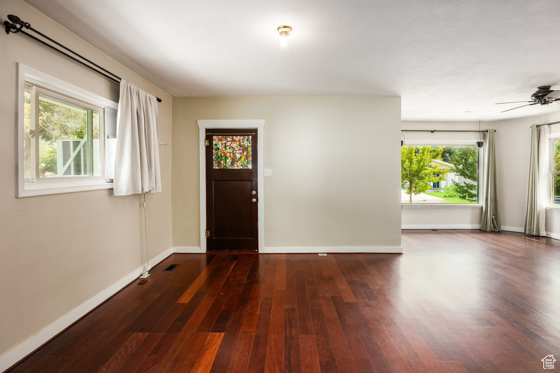 OAKWOOD - Residential