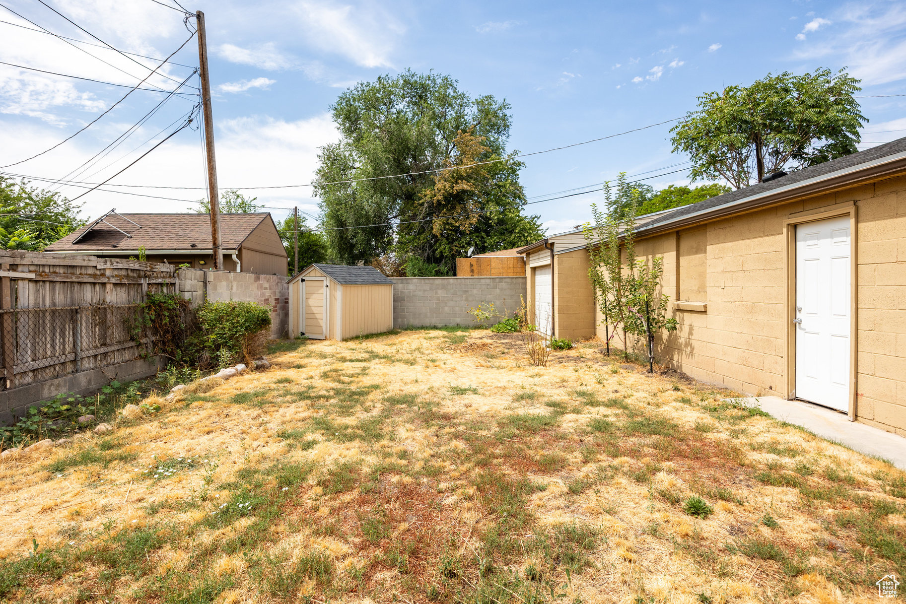OAKWOOD - Residential