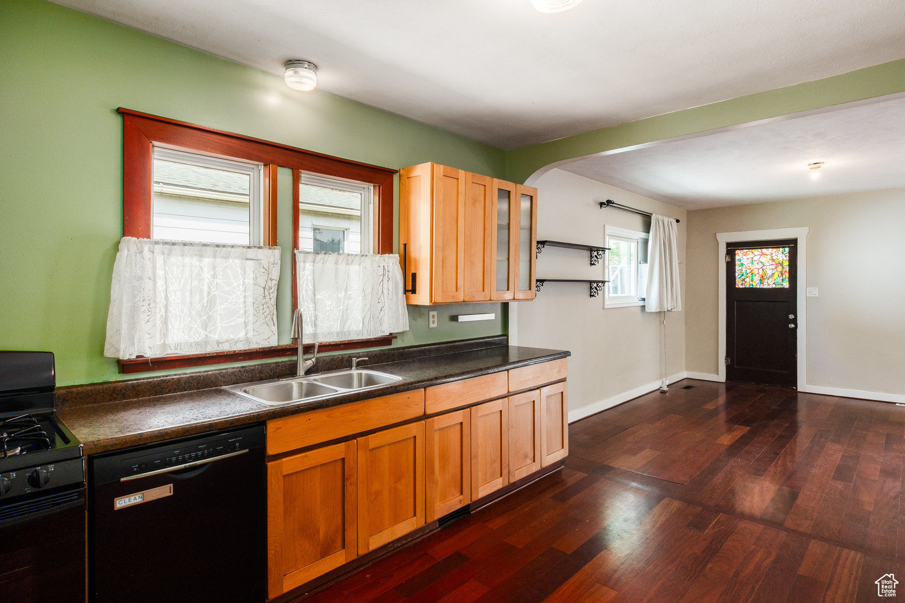 OAKWOOD - Residential