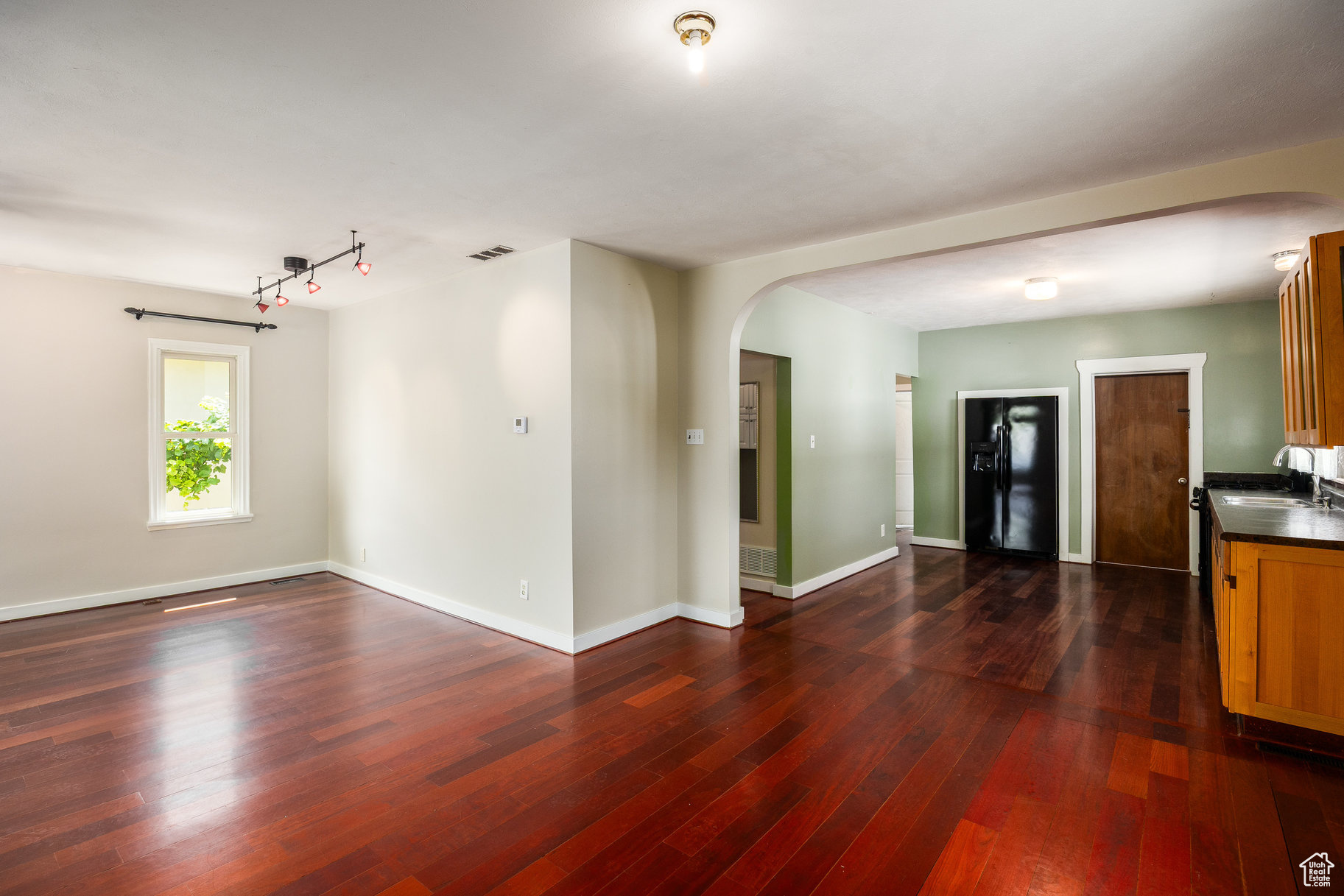 OAKWOOD - Residential