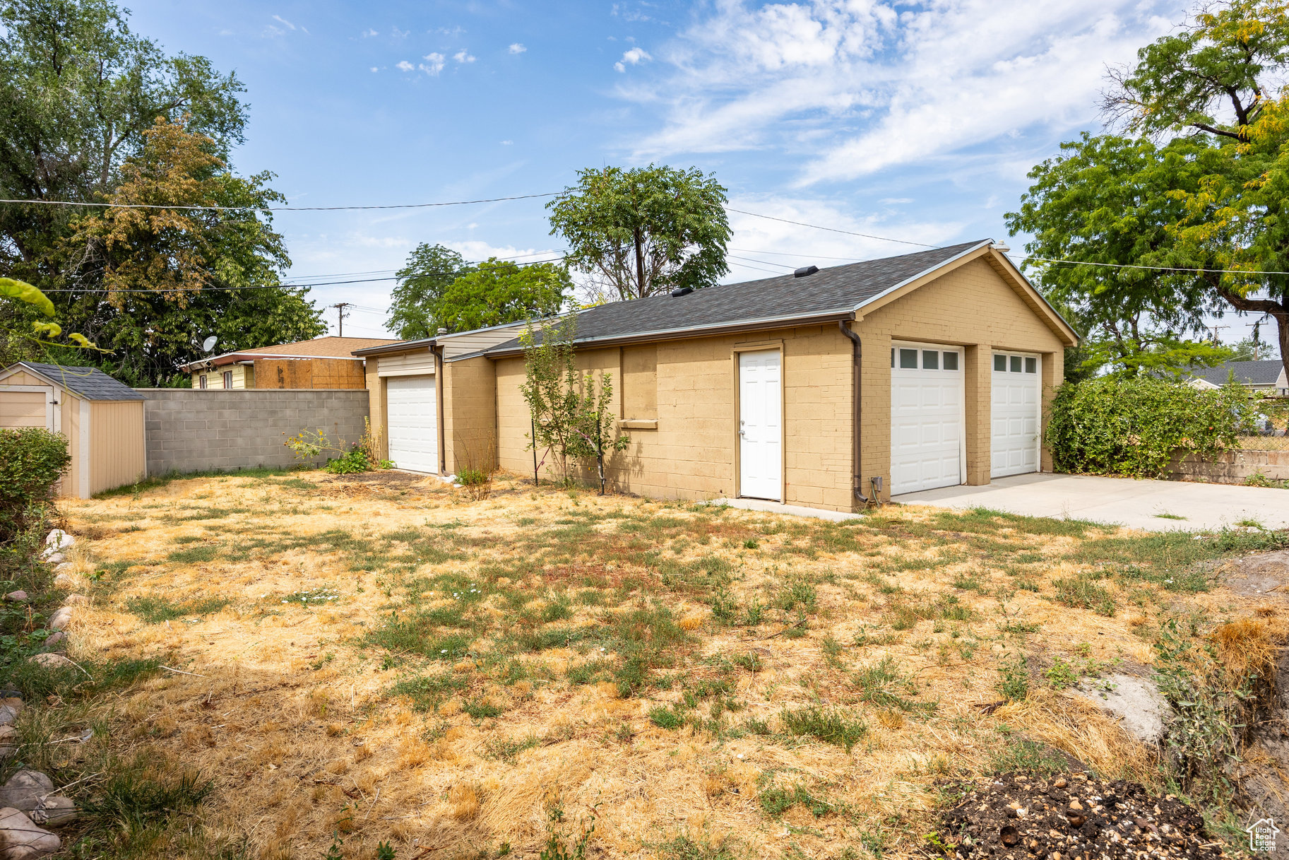 OAKWOOD - Residential