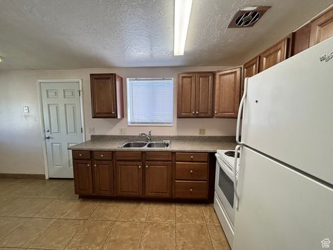 Tiny photo for 8037 S 830 E, Sandy, UT 84094 (MLS # 2119269)