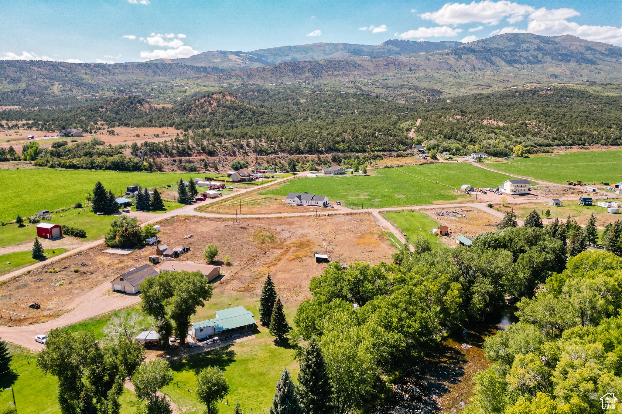 MT TABBY ESTATES - Residential