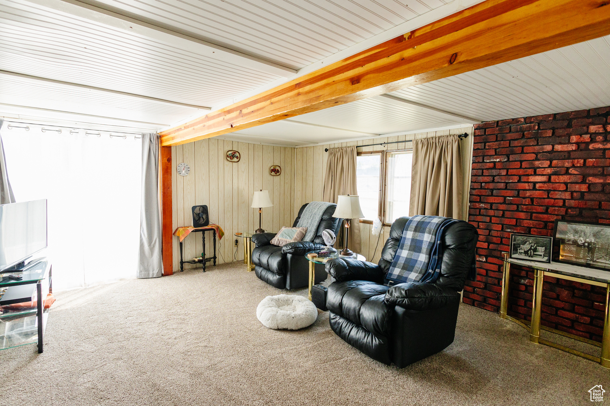 MT TABBY ESTATES - Residential