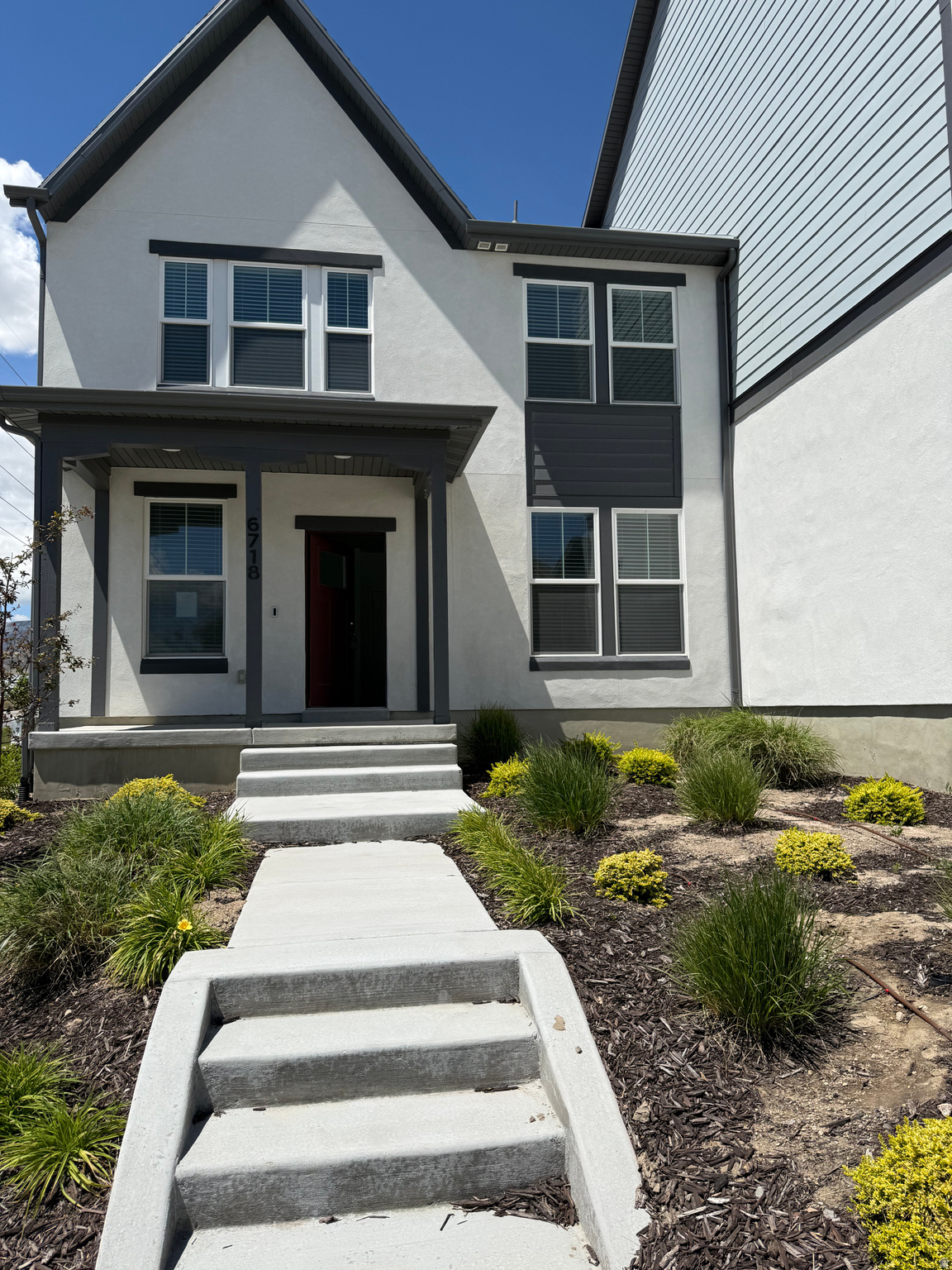 DB VALLEY VIEW TH - Residential