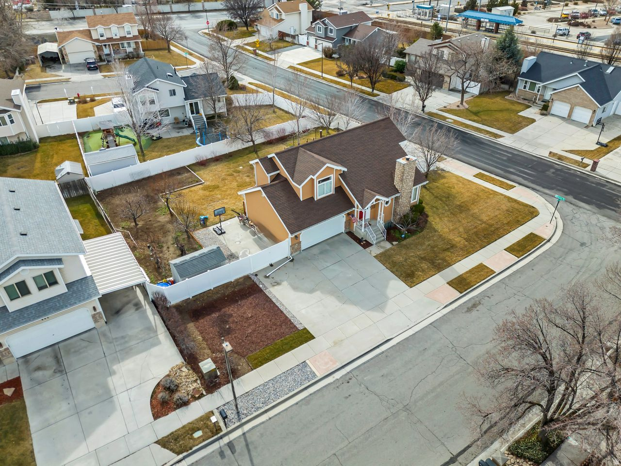 SOUTH VALLEY ESTATES - Residential