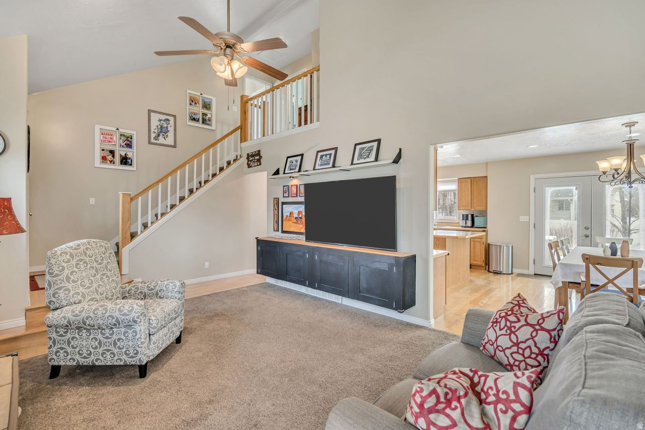 SOUTH VALLEY ESTATES - Residential