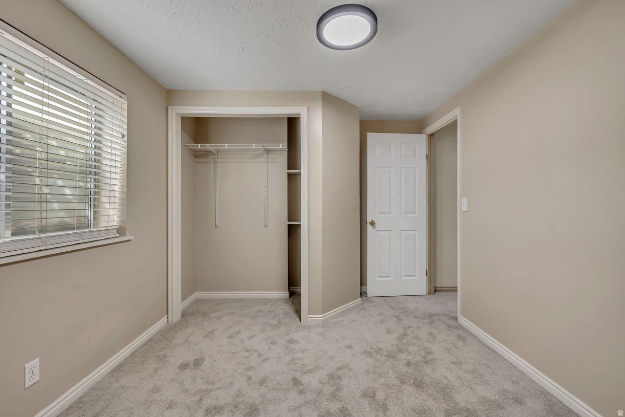 SOUTH VALLEY ESTATES - Residential