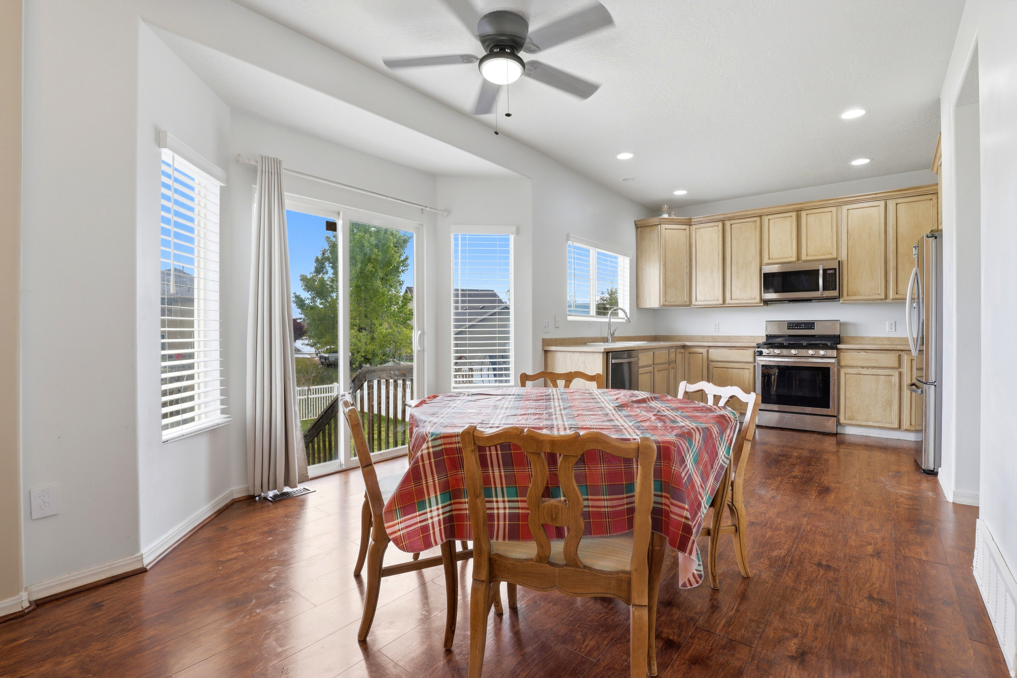 LAKESIDE SUBDIVISION - Residential