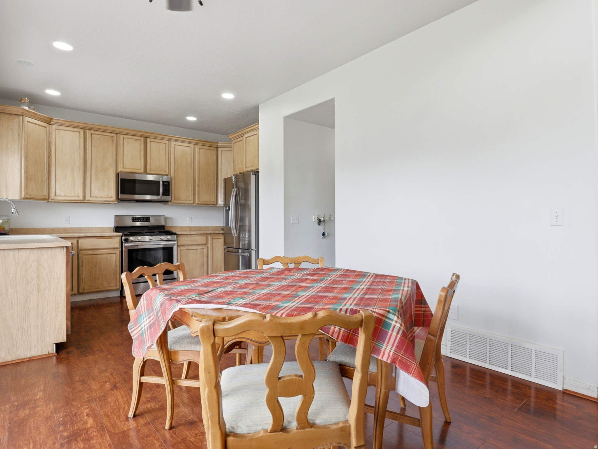 LAKESIDE SUBDIVISION - Residential
