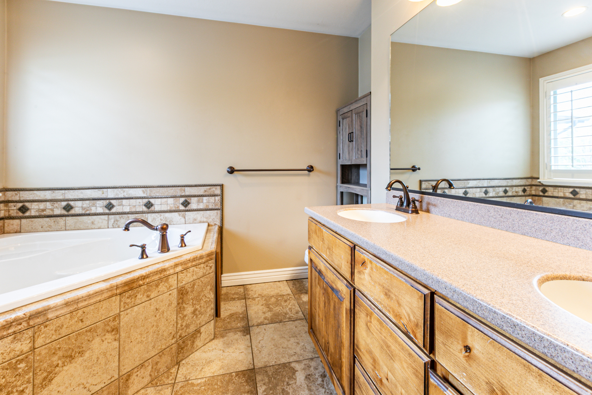 SECRIST ACRES - Residential