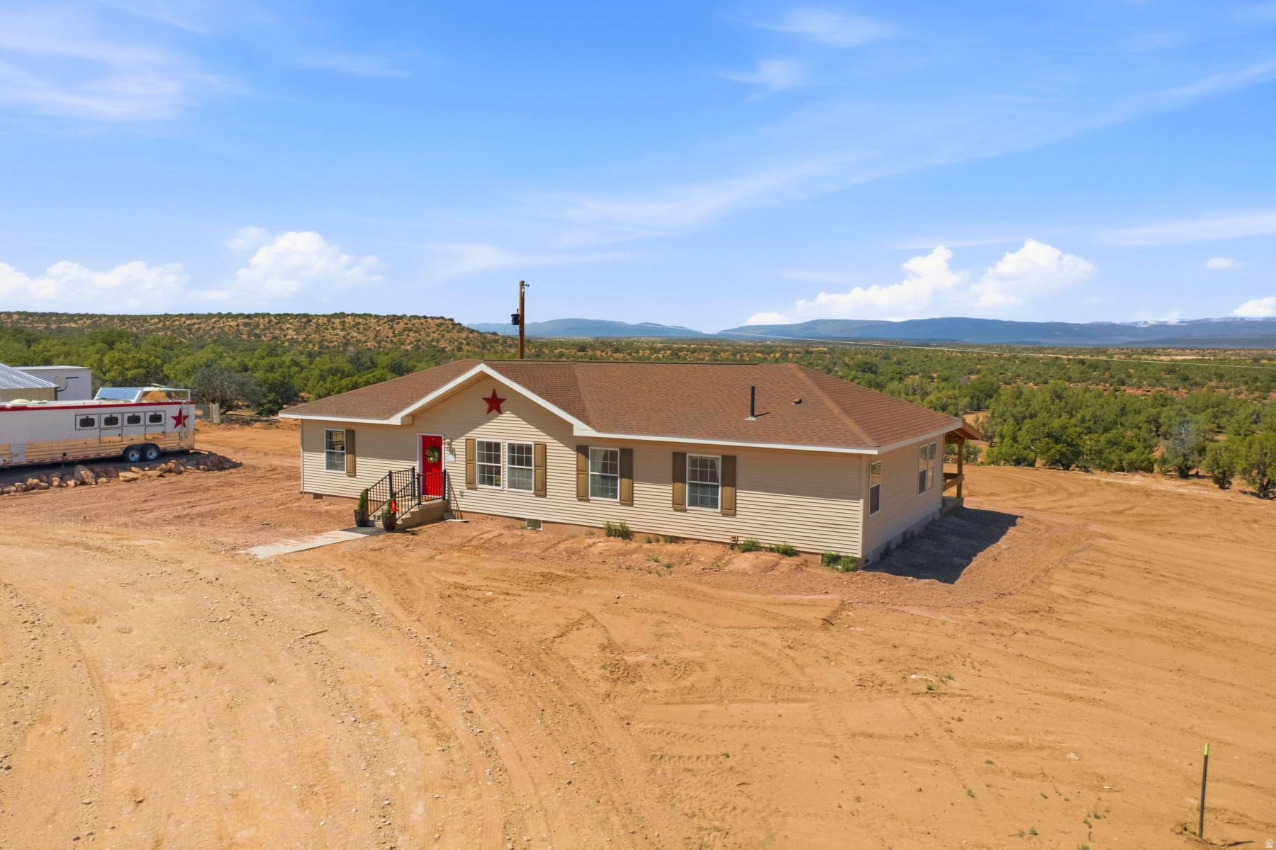 SUNDANCE WEST - Residential