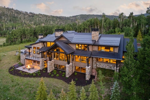 Homes For Sale - 302 White Pine Canyon Rd<br/> Park City, UT 84060