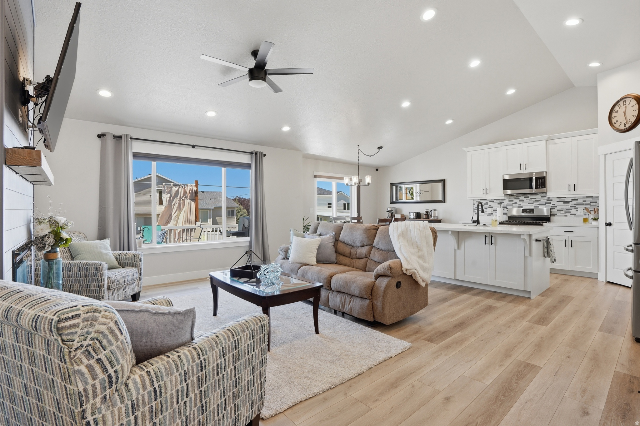CASTAGNO PLACE SUBDIVISION - Residential