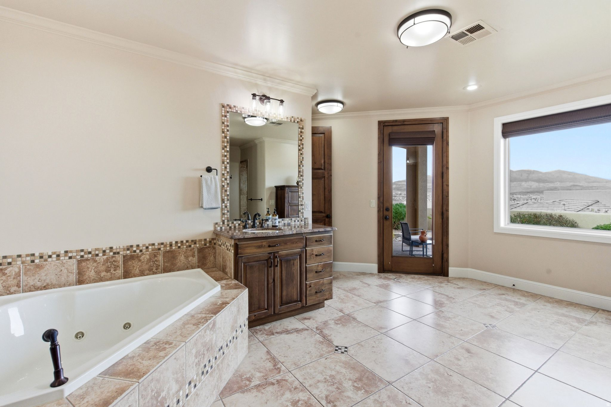 STONE CLIFF - Residential