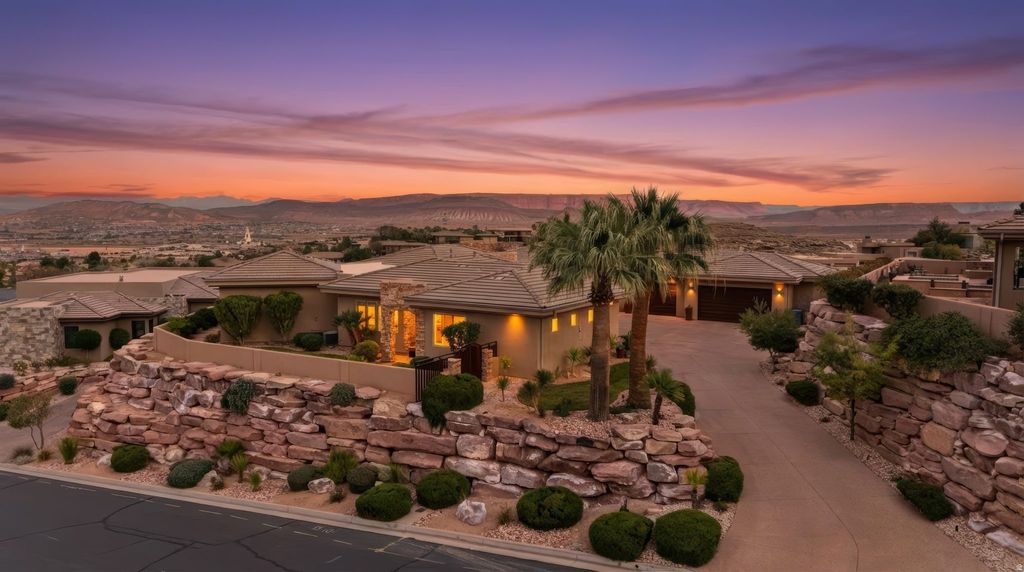 Photo of 1815 PARAGON DR S, Saint George, UT 84790 (MLS # 2136807)