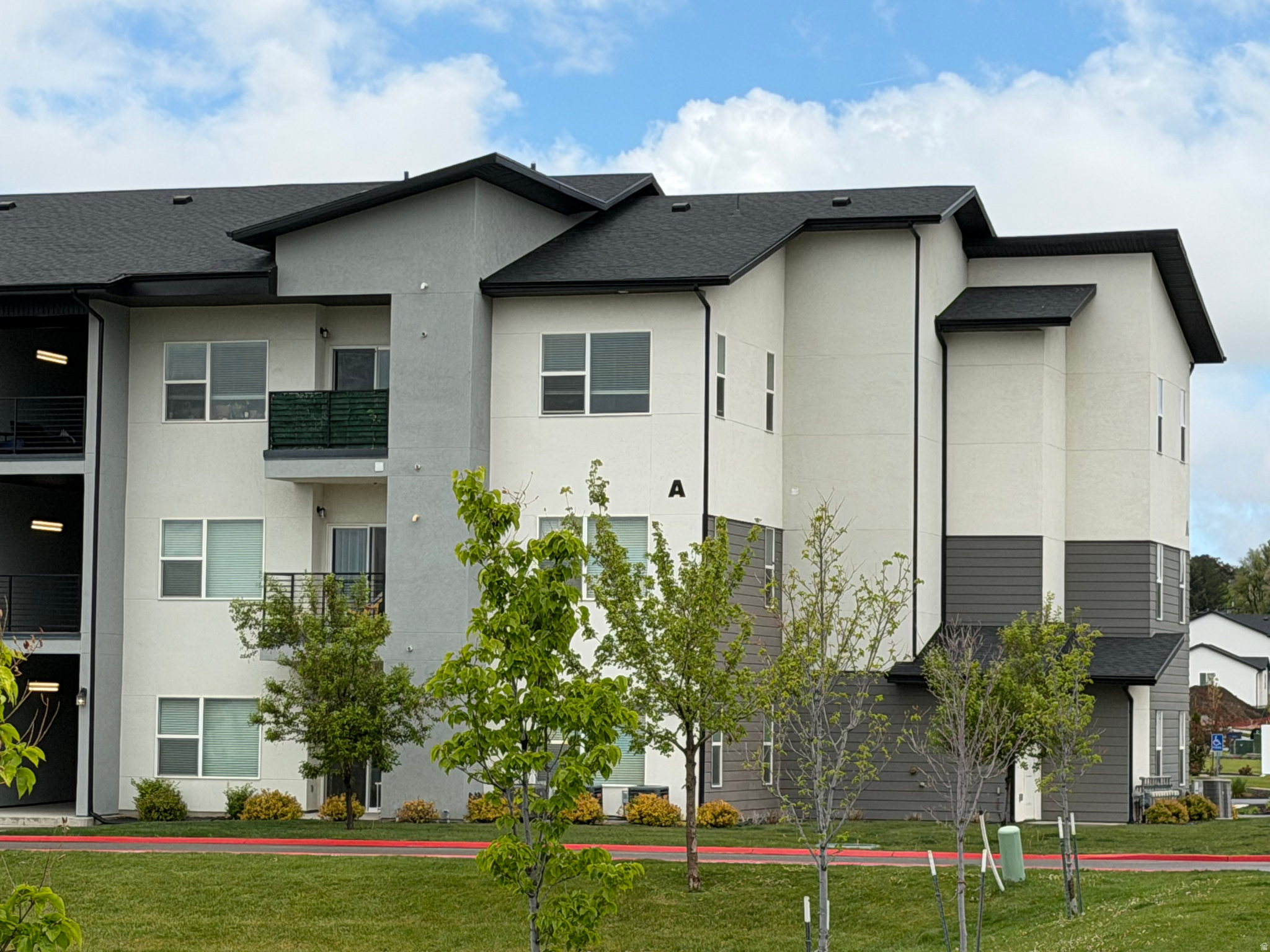 THE VINYARD - Residential