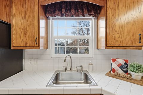 Tiny photo for 1727 E 1500 N, Logan, UT 84341 (MLS # 2127331)