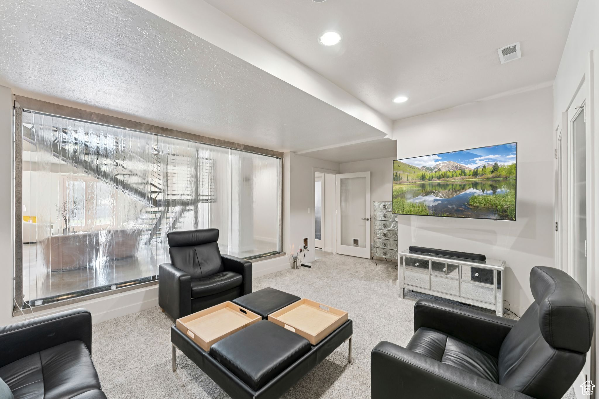 THE HAMPTONS - Residential