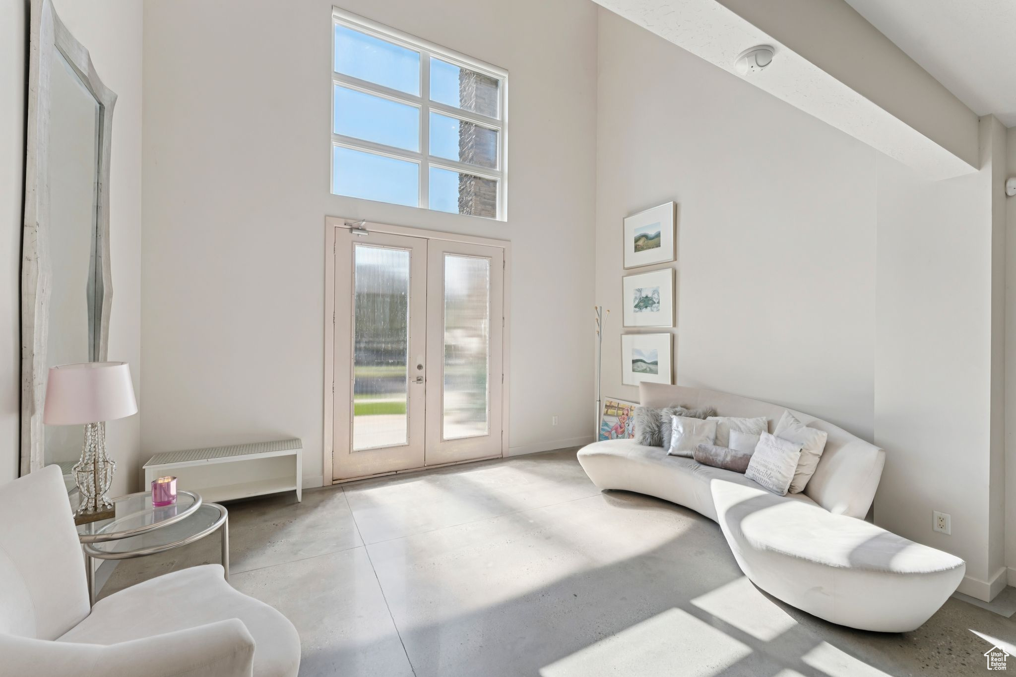 THE HAMPTONS - Residential