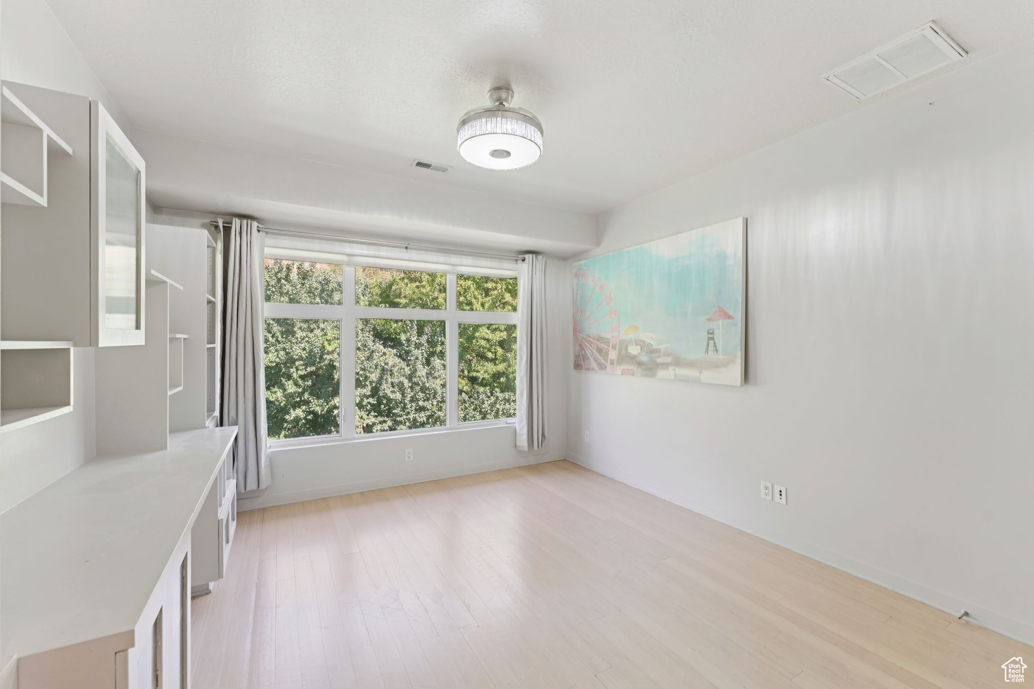 THE HAMPTONS - Residential